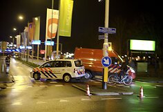 Policija prie „NOS“ televizijos pastato.