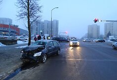 Avarija Statybininkų-Liki&scaron;kėlių gatvių sankryžoje, Alytuje