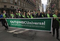 Niujorko &Scaron;v.Patriko dienos parade buvo leista žygiuoti grupei gėjų