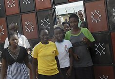 Kenijos koledžo studentai