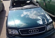 &bdquo;Audi A6&ldquo; automobiliu buvo vežamos kontrabandinės cigaretės 