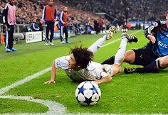 &bdquo;Shalke&rdquo; ir &bdquo;Olympique&rdquo; rungtynių akimirka
