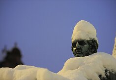Niukaslas prie Taino – miestas šiaurės rytų Anglijoje
