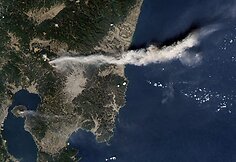 Šinmoedakės ugnikalnio nuotrauka iš NASA palydovo