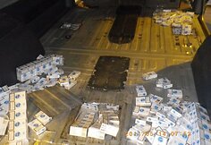Paslėptos kontrabandinės cigaretės