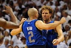 Jasonas Kiddas ir Dirkas Nowitzki