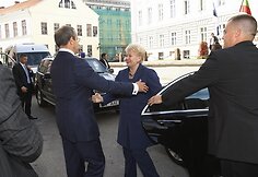 Toomas Hendrikas Ilvesas pasitiko Dalią Grybauskaitę ir Toomas Hendrikas Ilvesas