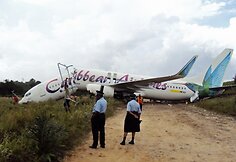 Sulūžęs „Boeing 737-800“ lėktuvas