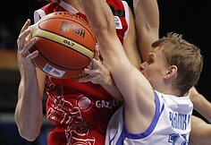 Andrei Kirilenko (kairėje) ir Teemu Rannikko