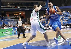 Ioannis Bourousis (su kamuoliu)