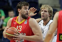 Marcas Gasolis ir Dirkas Nowitzki
