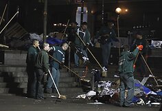 Tvarkomos protestuotojų paliktos &scaron;iūk&scaron;lės