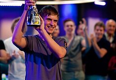 Auk&scaron;čiausių įpirkų turnyro finalinio stalo akimirkos