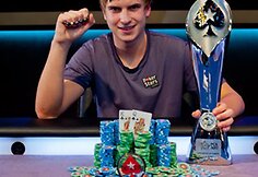 Auk&scaron;čiausių įpirkų turnyro finalinio stalo akimirkos