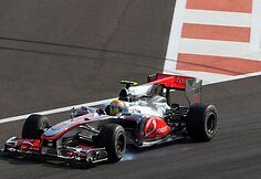 Abu Dhabio kvalifikacijoje triumfavo S.Vettelis (&bdquo;Red Bull&ldquo;)
