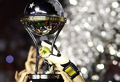 Įspūdingas „Copa Sudamericana“ futbolo finalas