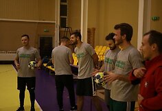 Lietuvos įžymybės išbandė rankinį
