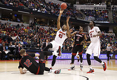 Norbertas Giga į (nr. 12) &bdquo;Louisville Cardinals&ldquo; krep&scaron;į įmetė 30 ta&scaron;kų