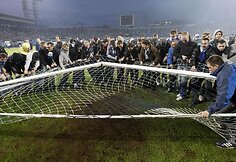 „Zenit“ sirgalių ir OMON pareigūnų susirėmimas Sankt Peterburge