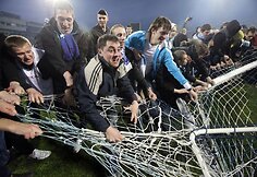 „Zenit“ sirgalių ir OMON pareigūnų susirėmimas Sankt Peterburge
