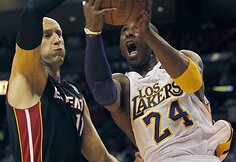 Žydrūnas Ilgauskas ir Kobe Bryantas
