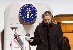 Pirmadienio vakarą į Vilnių atvyko JAV valstybės sekretorė Hillary Clinton