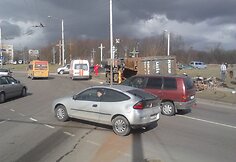Kaune apvirto vilkikas.
