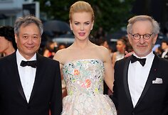 Režisieriai Stevenas Spielbergas ir Angas Lee su Nicole Kidman