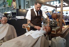 Žilvinas Grigaitis atsidavė į barzdaskučių rankas