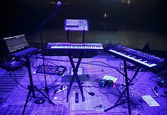&bdquo;Hurts&ldquo; ir &bdquo;Golden Parazyth&ldquo; koncerto užkulisiai