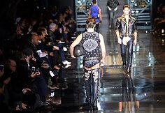 „Versace“ kolekcijos pristatymas