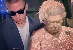 Patrickas su karaliene Elizabeth II