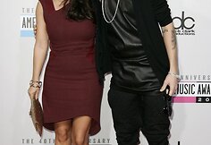 Dainininkas Justinas Bieberis su mama Pattie Mallette