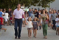 Princas Felipe ir princesė Letizia su dukromis Sofia ir Leonor