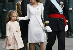 Karalius Felipe VI su žmona Letizia ir dukra Leonor