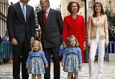 Ispanijos karališkoji šeima 2009-aisiais (princesė Leonor – dešinėje)