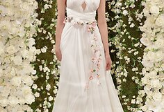 &bdquo;Reem Acra&ldquo; kolekcijos modelis