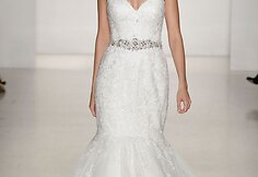 &bdquo;Alfred Angelo&ldquo; kolekcijos modelis