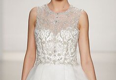 &bdquo;Alfred Angelo&ldquo; kolekcijos modelis