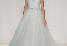&bdquo;Alfred Angelo&ldquo; kolekcijos modelis