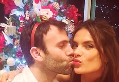 Alessandra Ambrosio su sužadėtiniu Jamie Mazuru