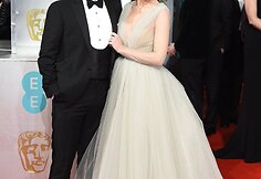Laura Haddock ir Samas Claflinas