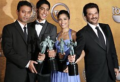 Filmo &bdquo;Lū&scaron;nynų milijonierius&ldquo; aktoriai Irrfanas Khanas, Devas Patelis, Freida Pinto ir Anilas Kapooras