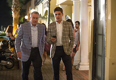 Robertas De Niro ir Zacas Efronas komedijoje &bdquo;Kelnėse dar ne senelis&ldquo;