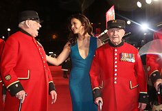 Catherine Zeta-Jones su karo veteranais