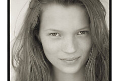 Kate Moss (1988 m.)