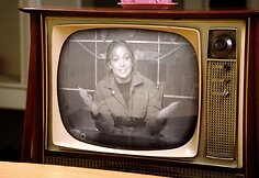 Jennifer Lopez vaizdo klipe &bdquo;Ain't Your Mama&ldquo;