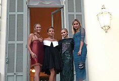 Alessandra Brawn, Marcella Guarino, Mary Kate Olsen ir Ashley Olsen