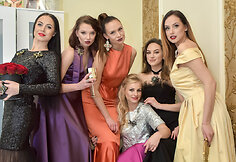 Ingrida Kazlauskaitė, Gabrielė Gutt, Gintė Ramutytė, Oksana &Scaron;klėriūtė, Karolina Kaminskaitė ir Viktorija &Scaron;aulytė