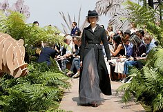 &bdquo;Christian Dior&ldquo; auk&scaron;tosios mados pristatymas